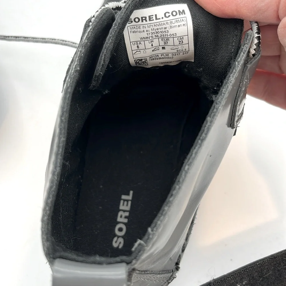 Sorel - women’s Out ‘N About rain boots waterproof grey lace up booties‎ size 6